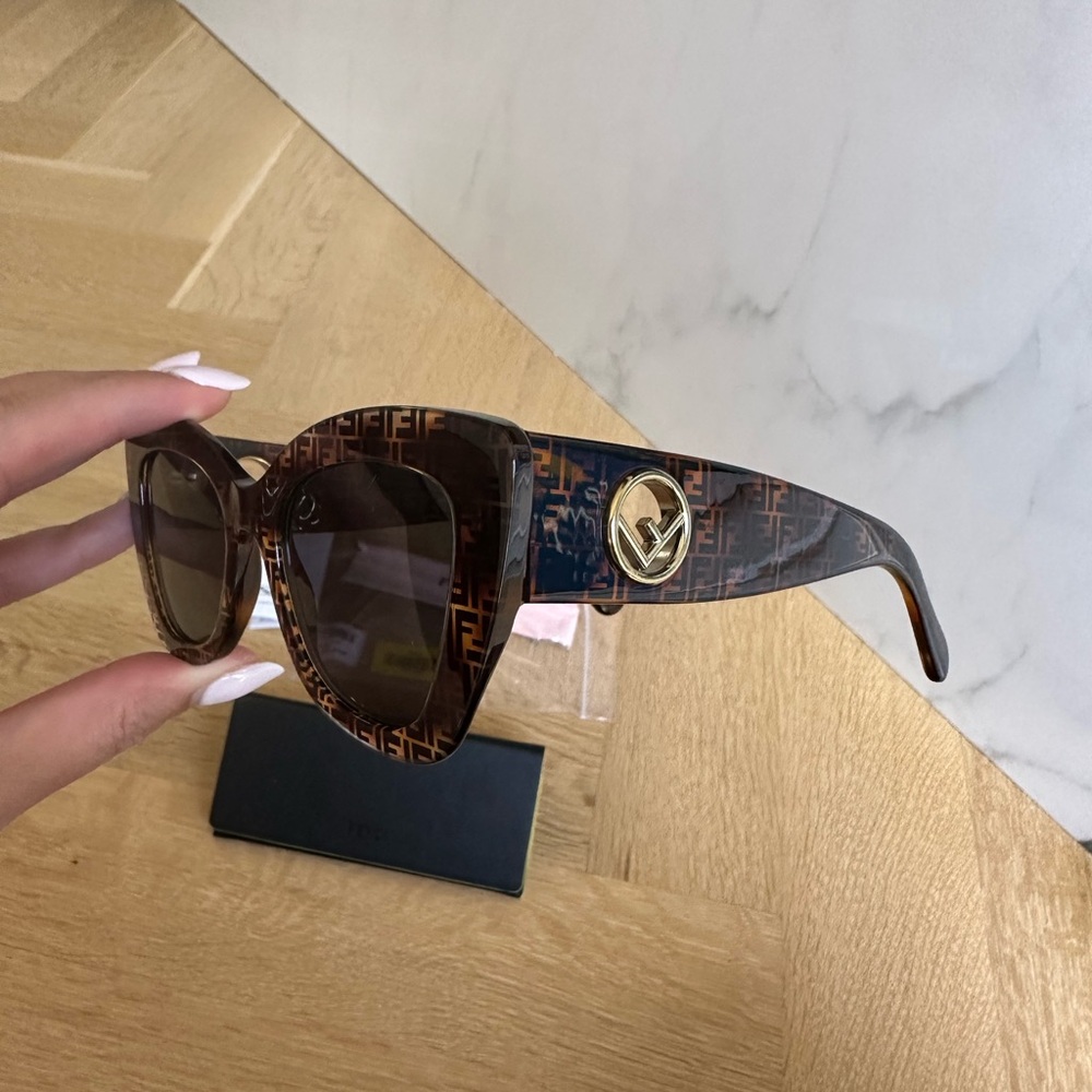 Fendi sunglasses